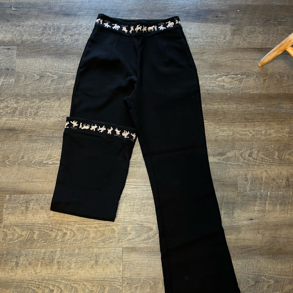 Flared cowboy pants